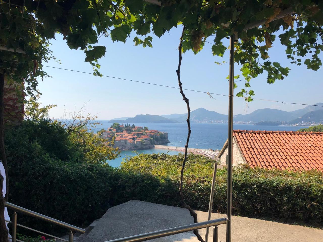 Apartments Sveti Stefan Mne Экстерьер фото
