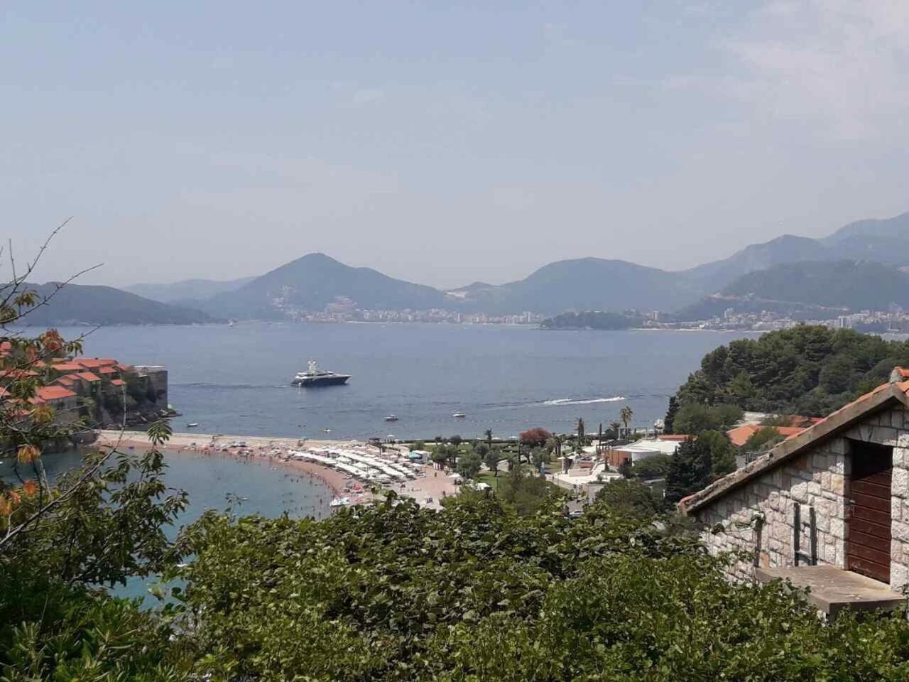 Apartments Sveti Stefan Mne Экстерьер фото